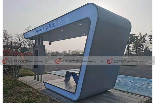 新款公交候車(chē)亭功能多樣外觀(guān)好看體驗也是非常棒